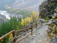 hiking-up-mnt-robson-1190597